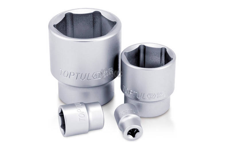 

Головка торцевая 1/2" 17мм TOPTUL BAEA1617