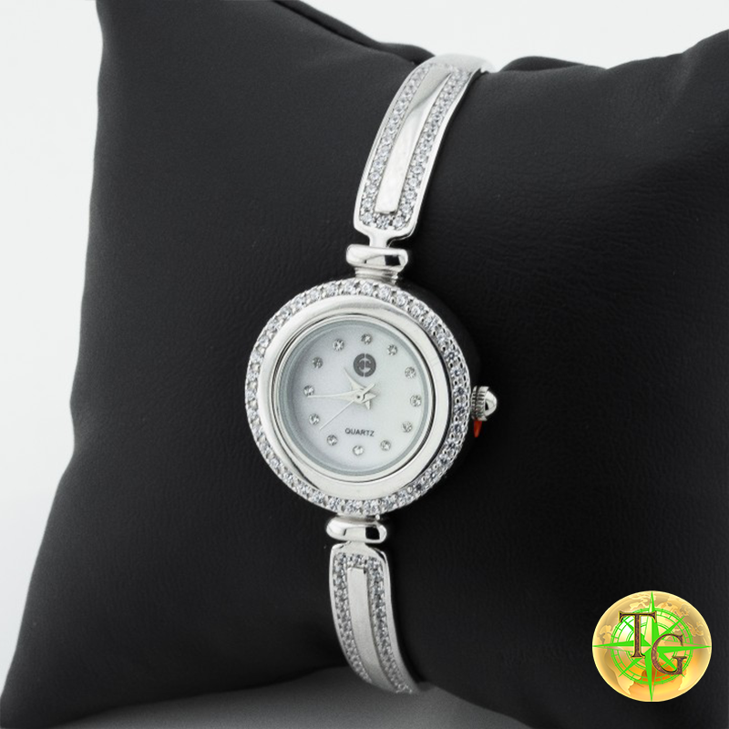 

Серебряные часы