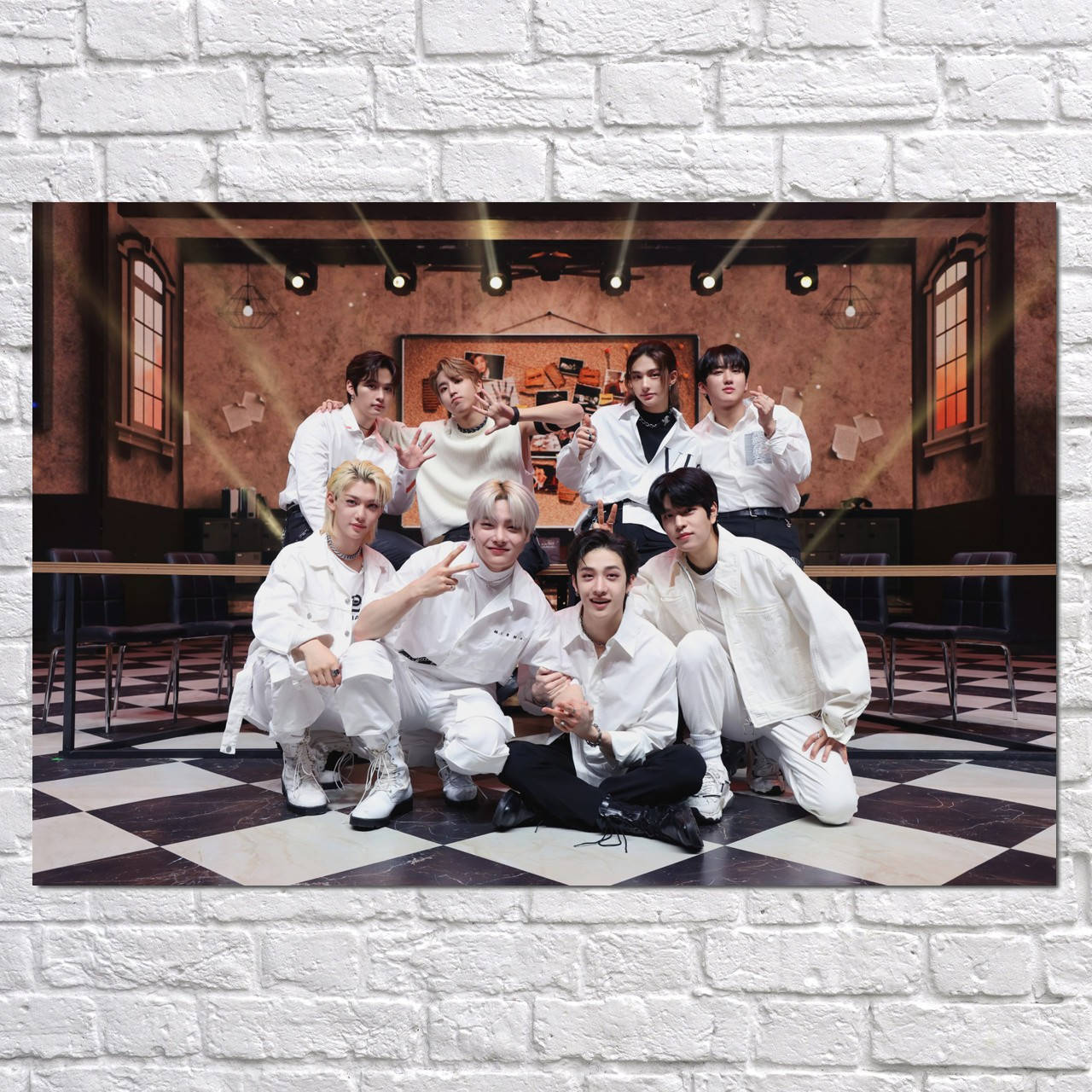 

Плакат "Stray Kids, SKZ" (артикул 0429)