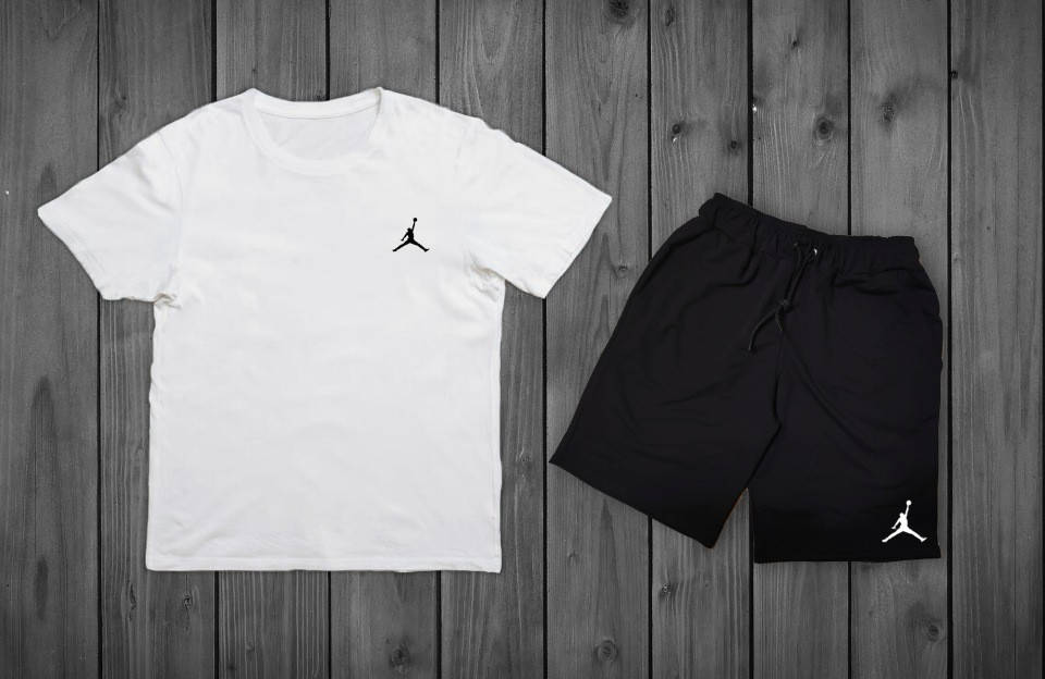 

Летний комплект Jordan Белая футболка черные шорты XL