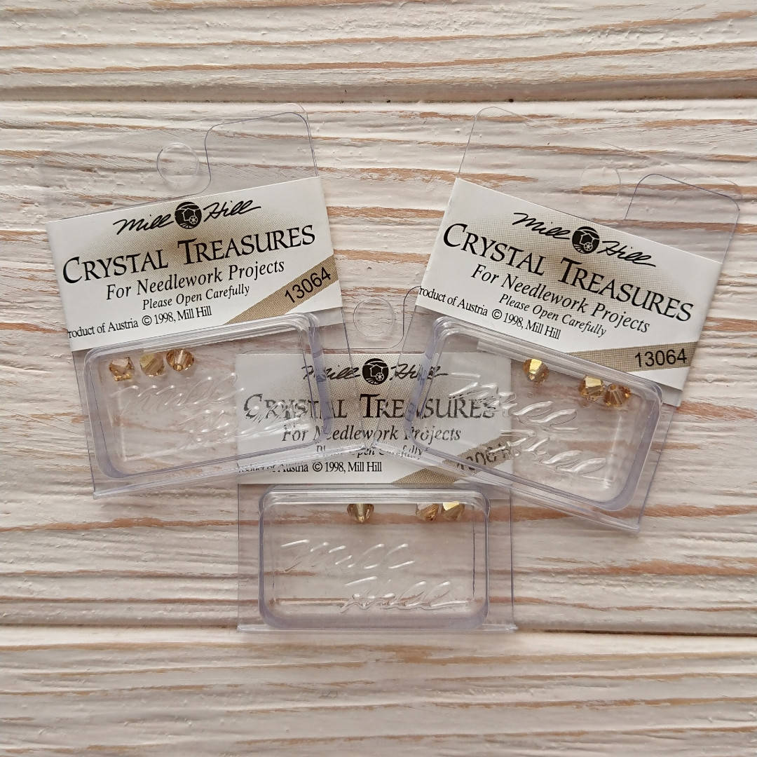 

Mill Hill Glass Treasure 13064