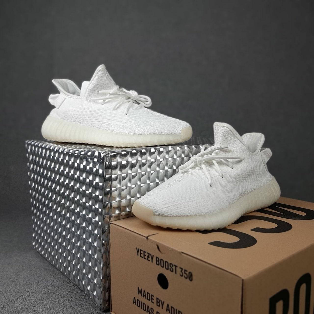 

Мужские кроссовки Adidas Yеezy Boost 350 летние, кроссовки адидас изи буст 350 белые тканевые, Белый
