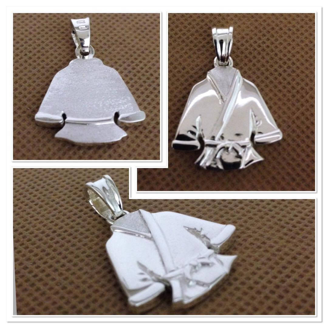 

Кулон кимоно из серебра 925