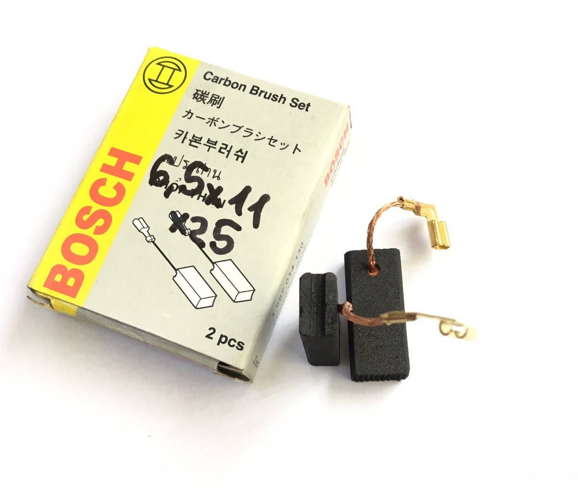 

Щетки угольные Bosch 6.5х11х25 флажок
