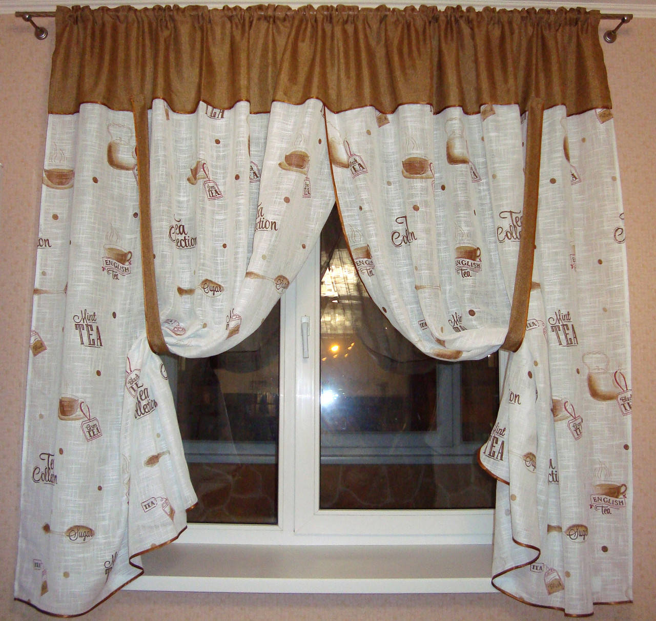 

Комплект штор для кухни готовый с подхватами "Английский чай" беж лен 3 м, Бежевый