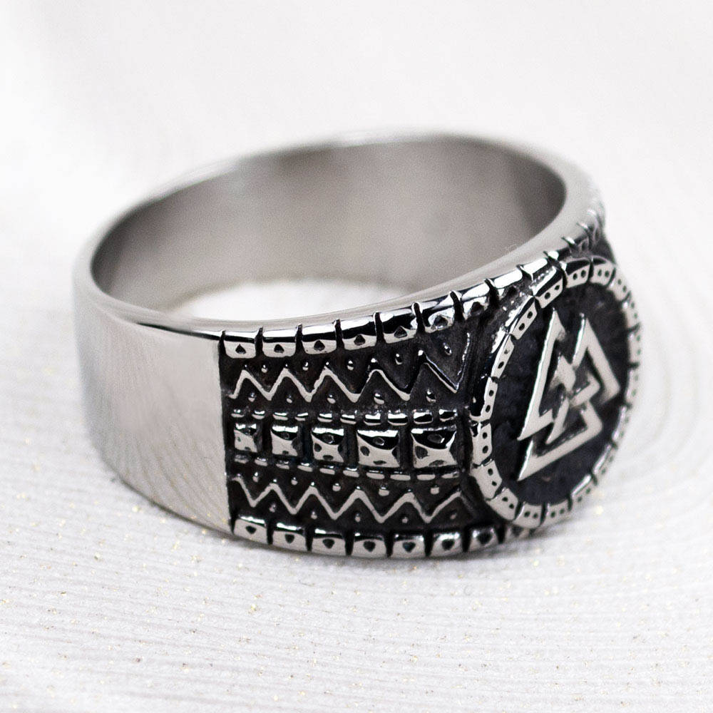 

Перстень APST-92 Valknut