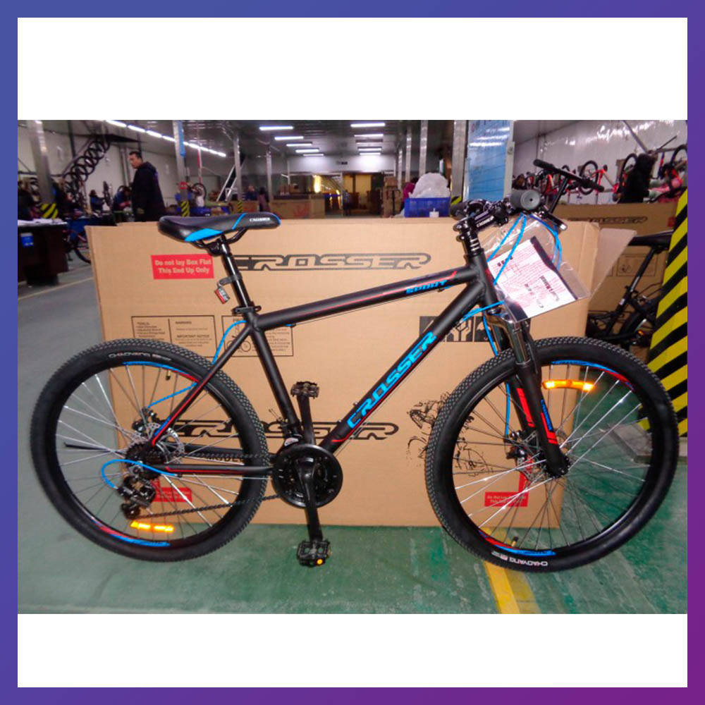 

Велосипед горный двухколесный одноподвесный на алюминиевой раме Crosser Sport 26 дюймов 18" рама черно-синий, Черный