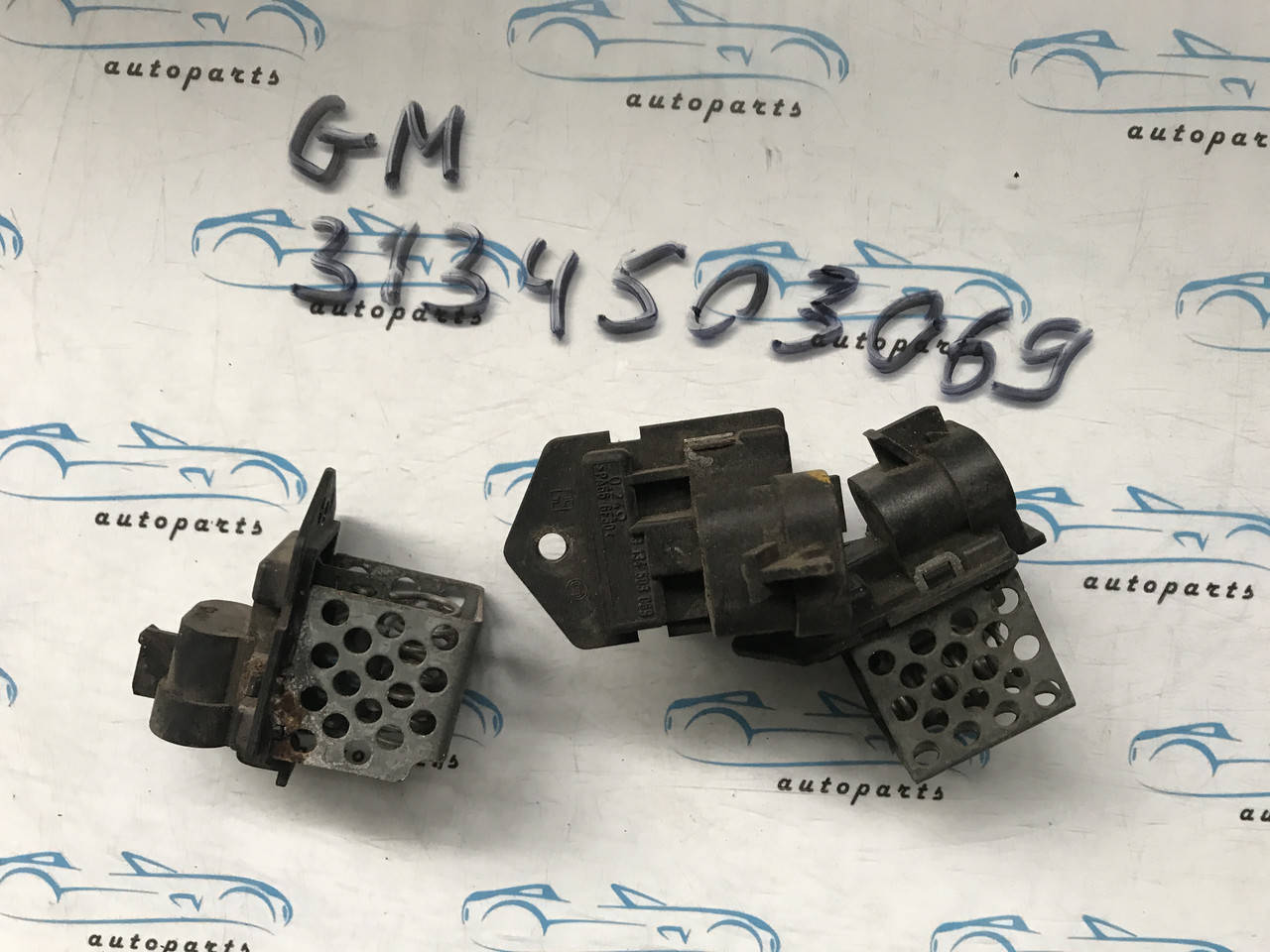 

Резистор вентилятора радиатора Астра, opel Astra G, Zafira 3134503069