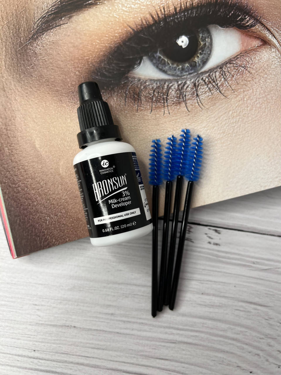 

Окислитель молочко Bronsun 3 % , 20 ml.