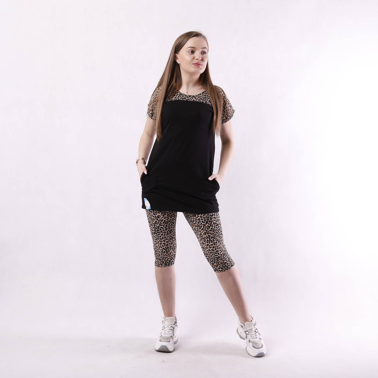 

Комплект на лето туника с бриджами "Лео" ТОЛЬКО 44р, Черный