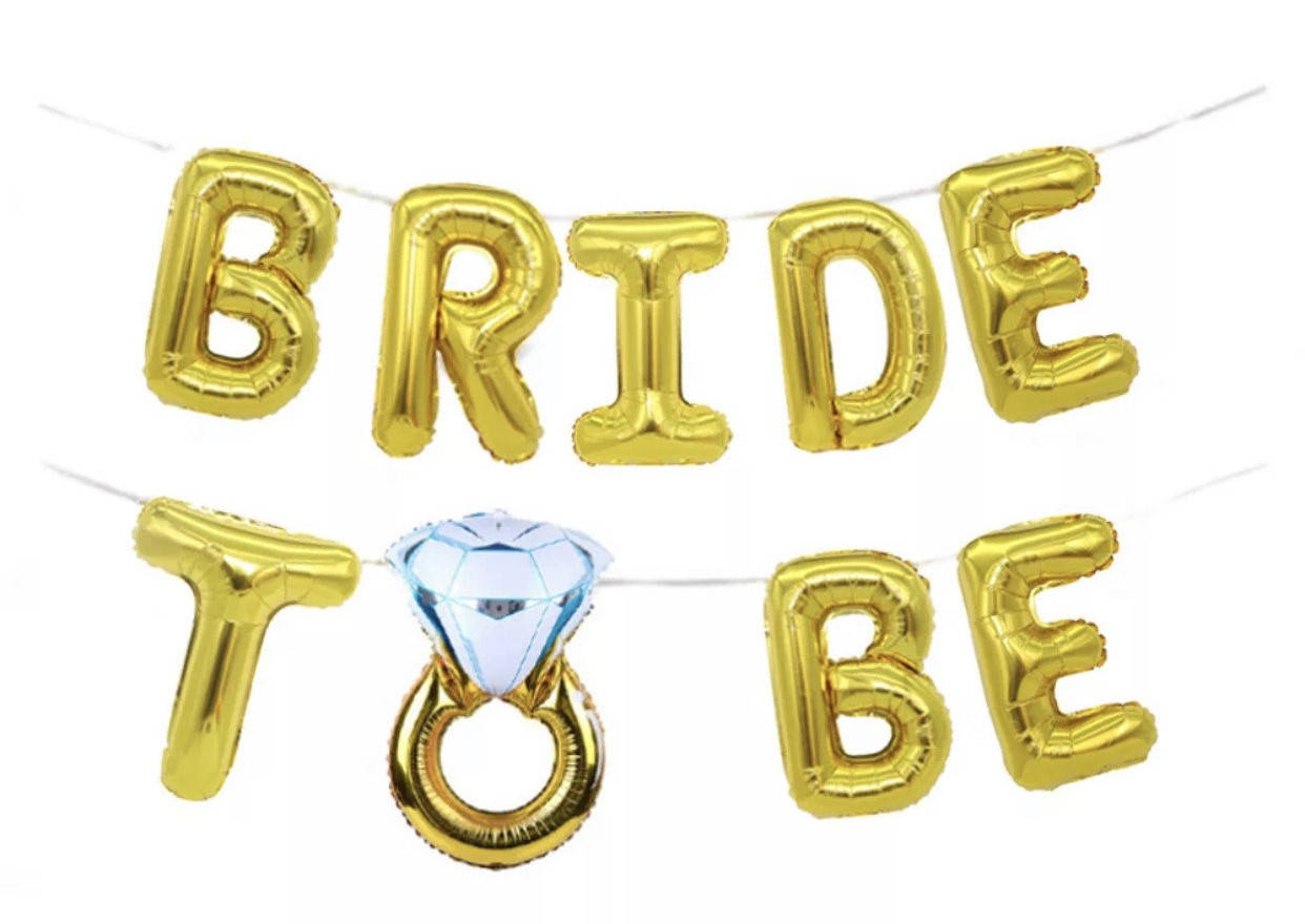 

Фольгированные буквы "Bride to be с кольцом" КНР (38 см каждая буква), золото
