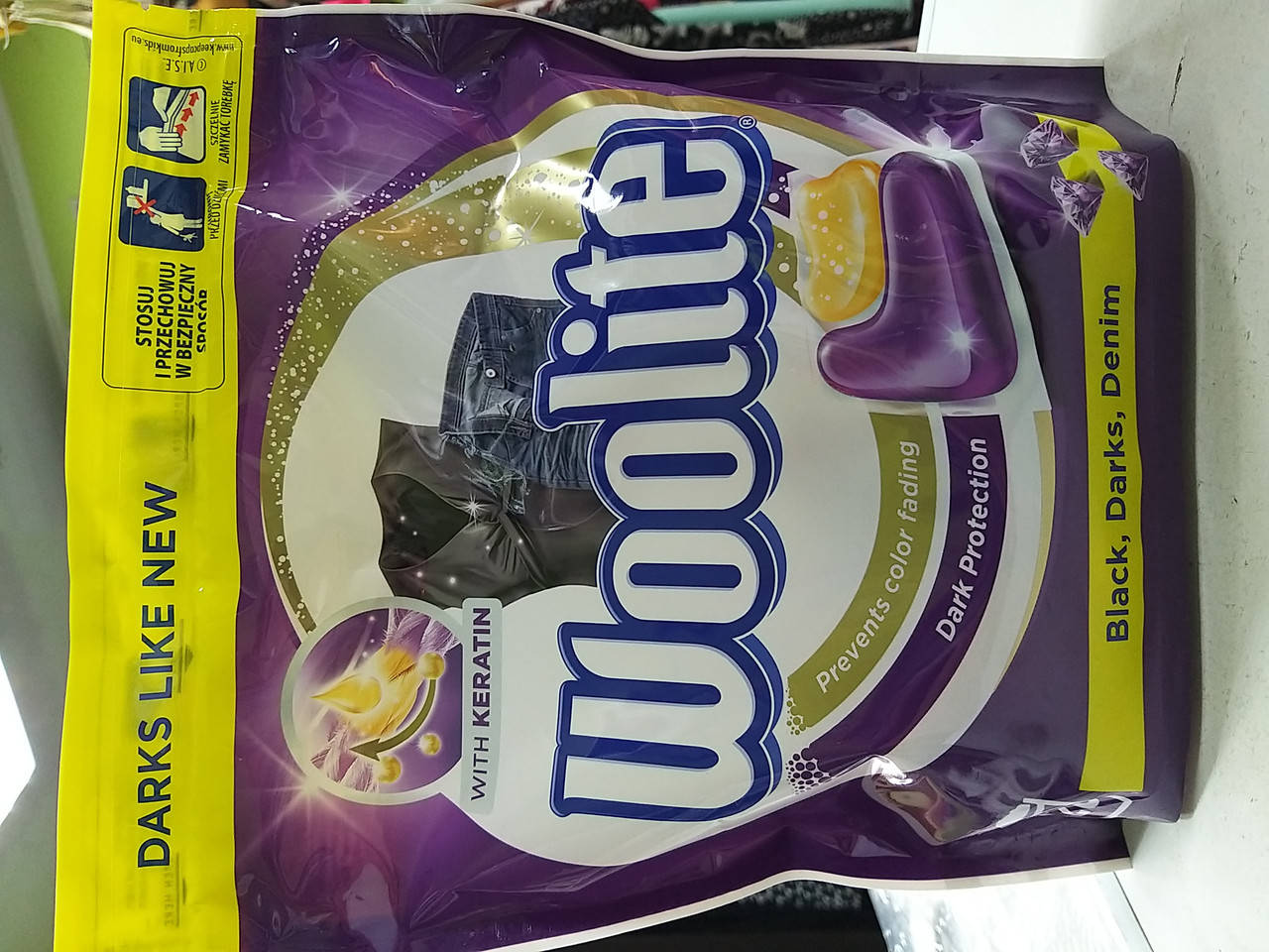 

Капсули для прання Woolite