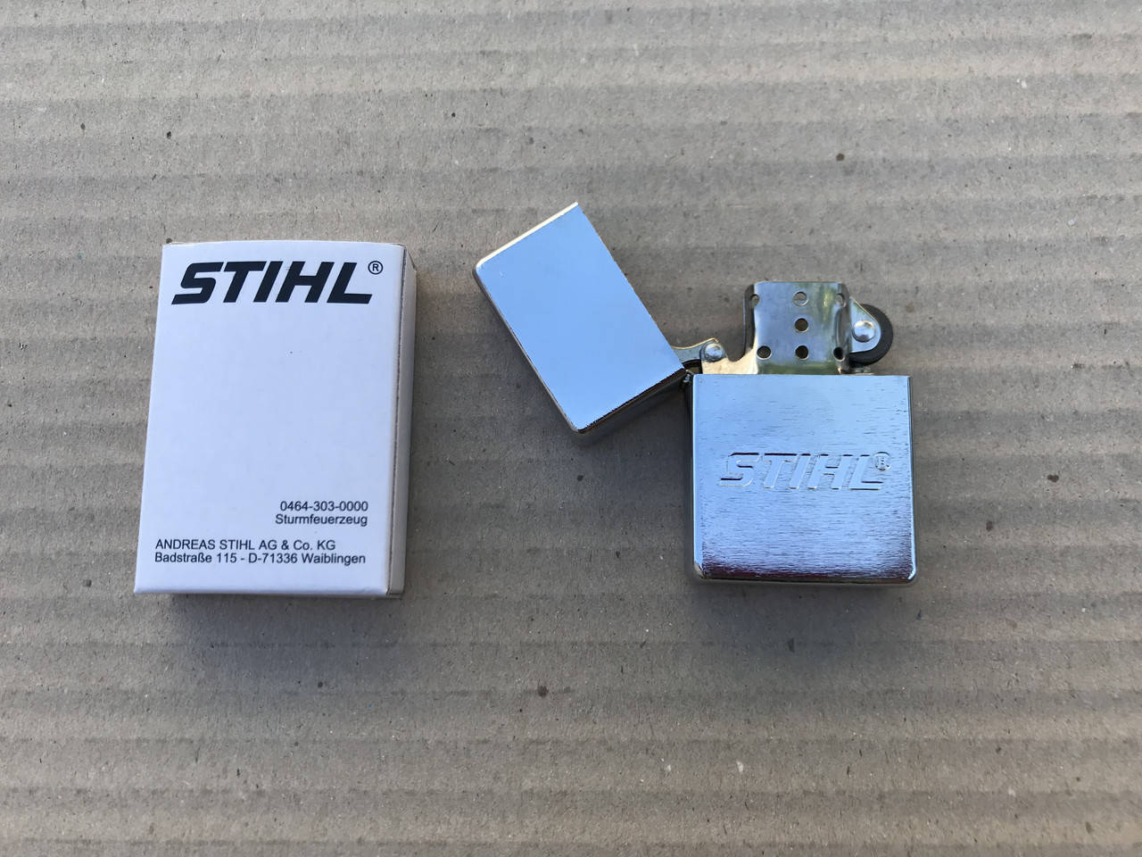 

Зажигалка Stihl, Разные цвета