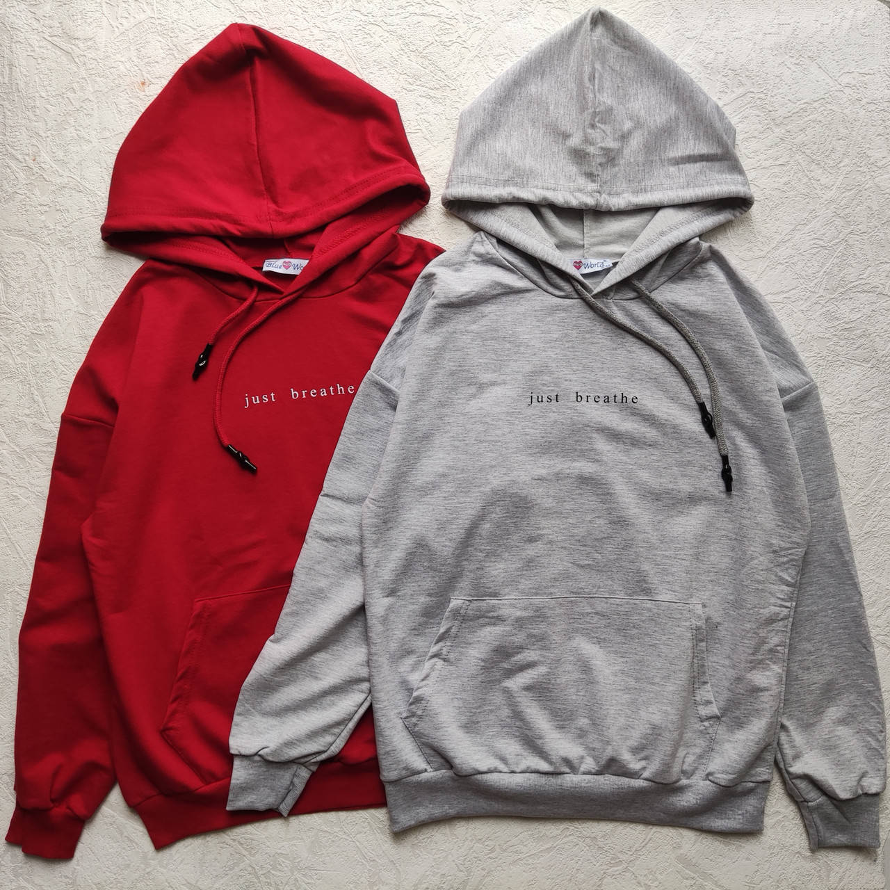 

Жіночі худі з капюшоном і карманом -"Just breathe" - Фабрична Туреччина, Разные цвета