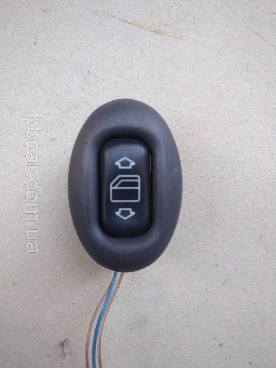 

Кнопка стеклоподъемника Mercedes-Benz A-class W168 2108208210