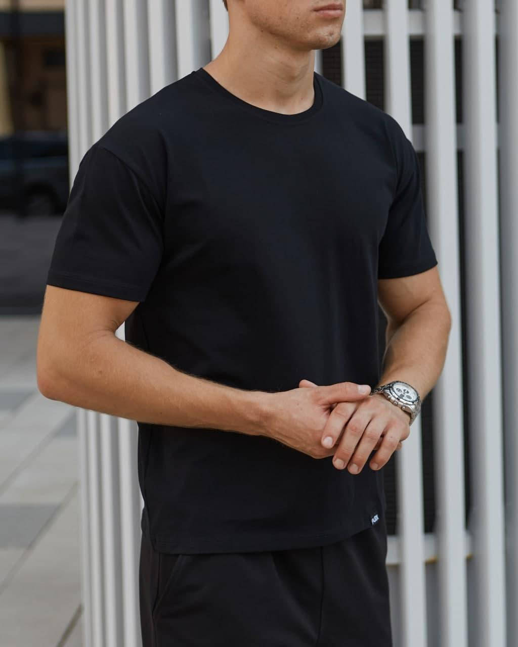 

Футболка мужская базовая черная от бренда Тур размер S, M, L, XL XL
