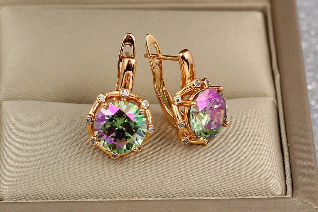

Серьги Xuping Jewelry хамелеоны зеленые восьмигранники 1.8 см золотистые