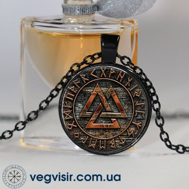 

Кулон Валькнут в руническом круге Valknut Norse амулет оберег талисман подвеска