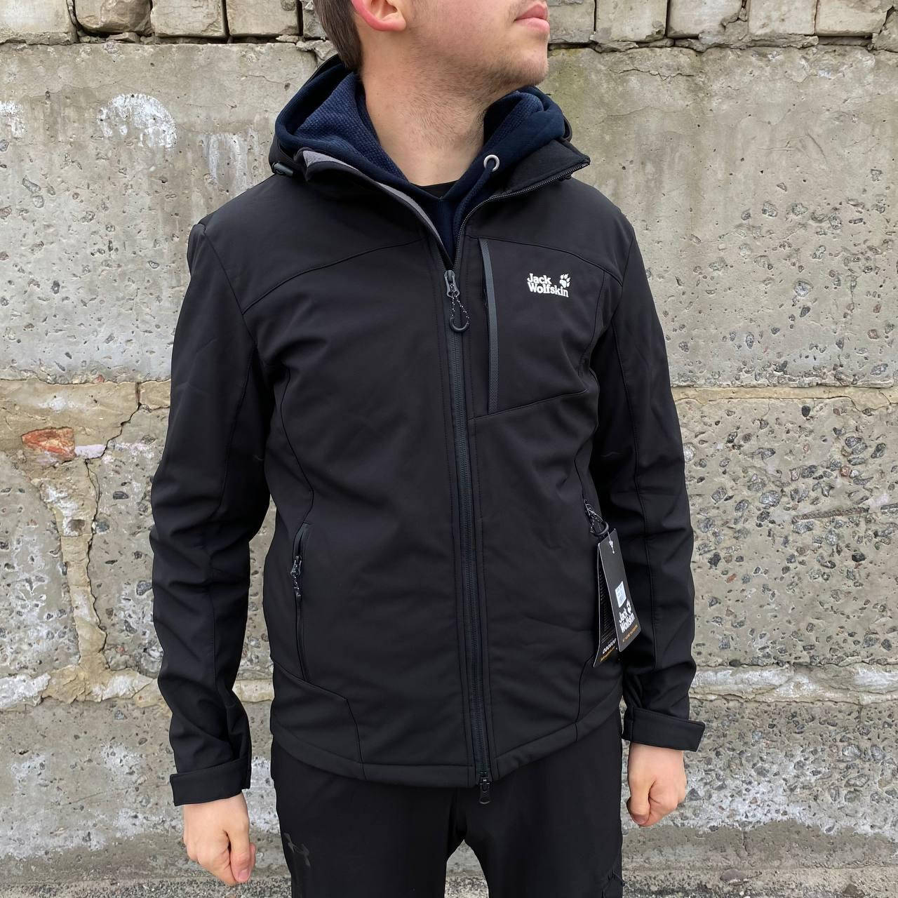 

Ветровка Jack Wolfskin мужская теплая