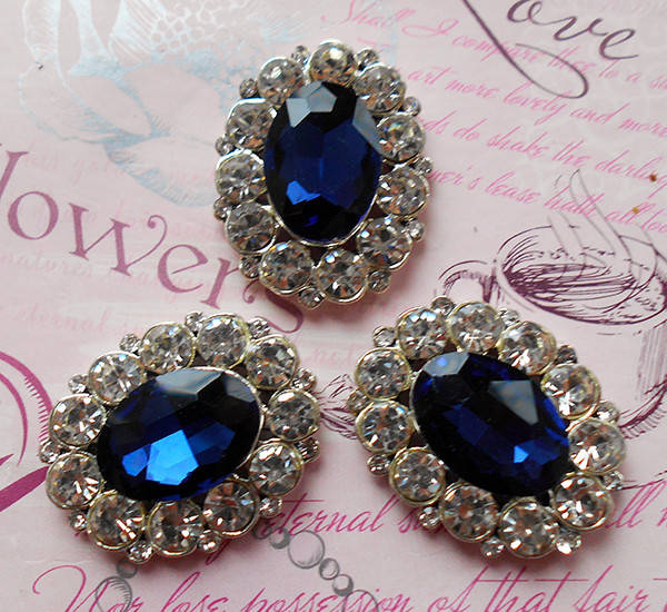 

Серединка 2,5х3,1см. синя з сріблом (KMA-1114)