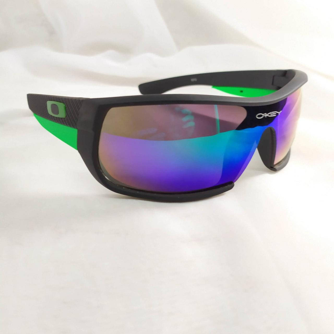 

Спортивные солнцезащитные очки маска oakley
