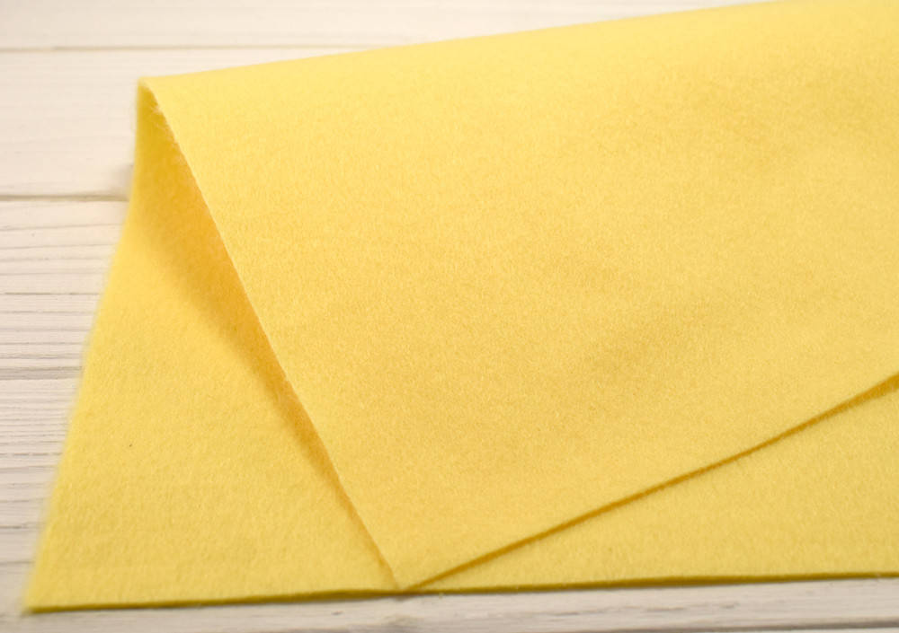 

Корейский мягкий фетр 1,2 мм (20х30 см) - №37 Ваниль