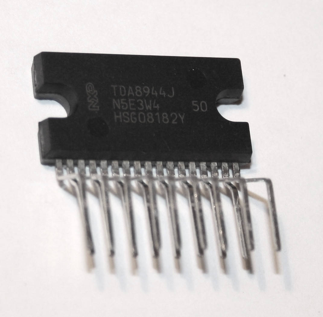 

Микросхема TDA8944j