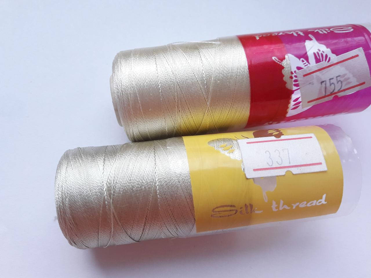 

Нитки шелковые вискоза, для ручной и машинной вышивки, для серг-кисточек. Світлий сіро-бежевий . № 337, Бежевый
