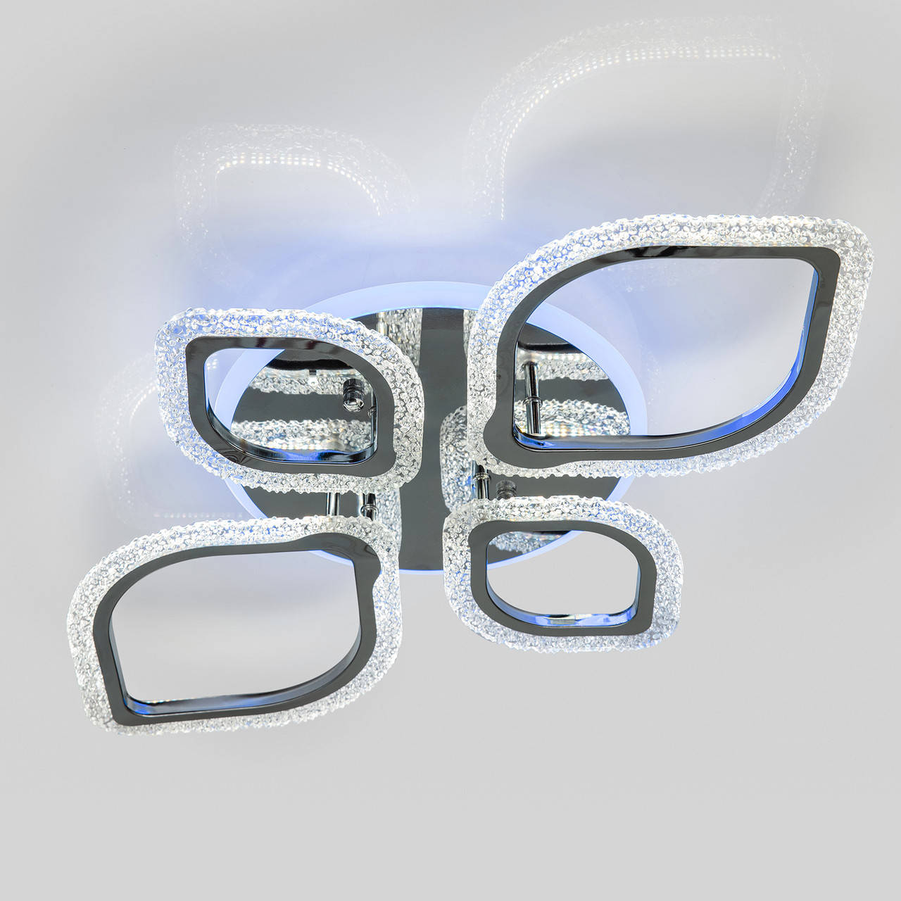 

Люстра светодиодная с пультом VK39207/2+2+1 TL CR, Серебро