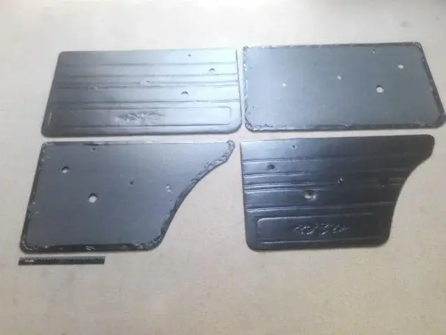 

Дверные обшивки, дверные карты, накладки на двери Ваз 2101-2106 кожзам "основа дерево"