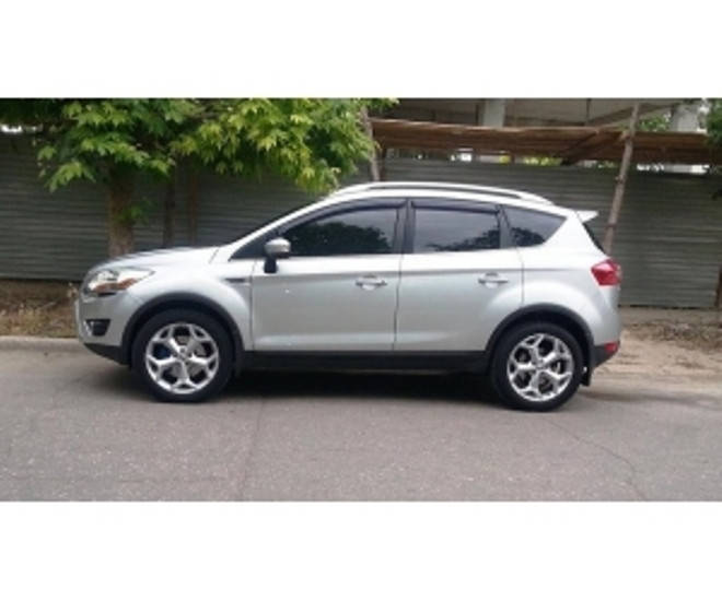 

Дефлекторы окон ( ветровики ) Ford Kuga с 2010 -. Ветровики форд куга накладные на скотче