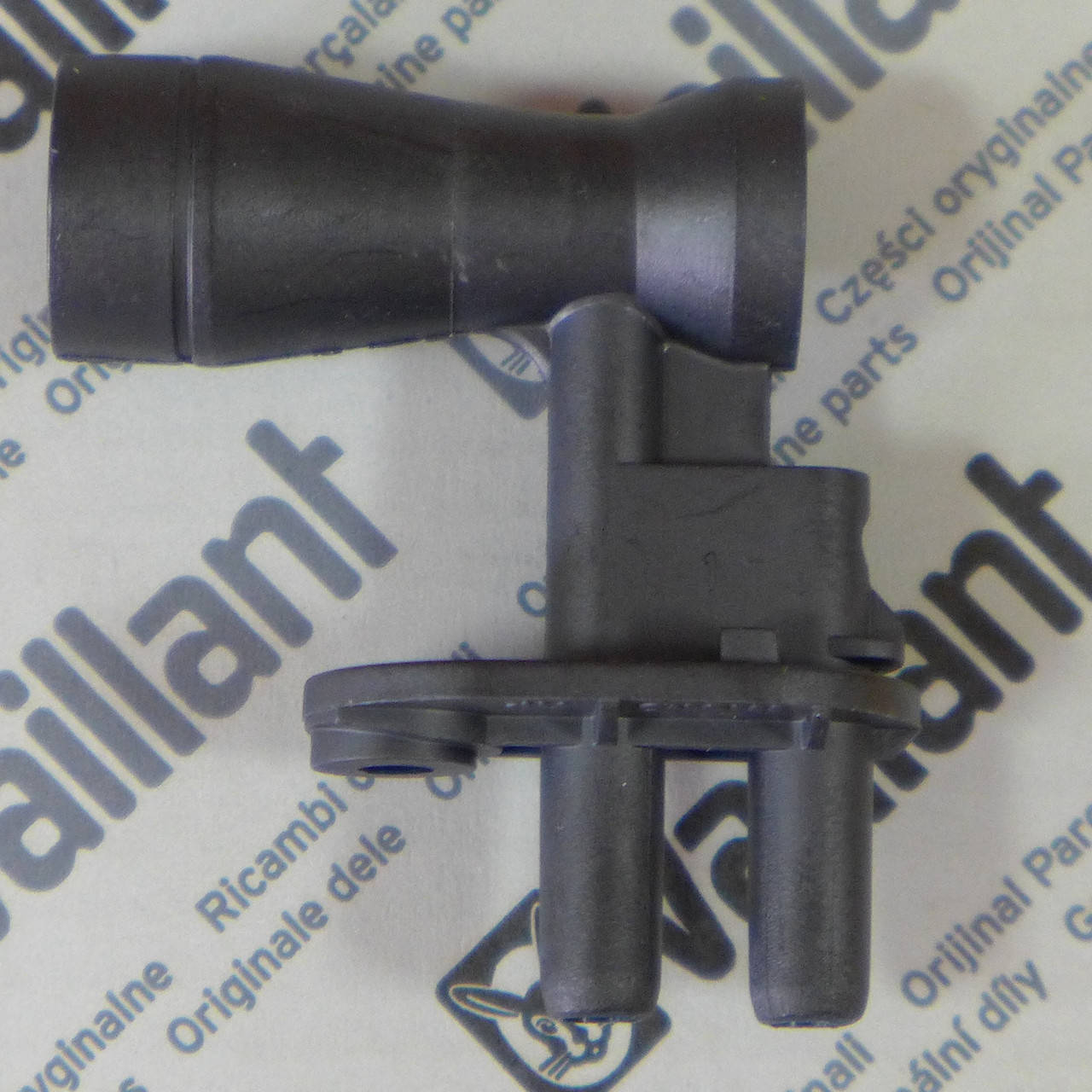 

Трубка Піто Vaillant turbo max, turbo tec 094282