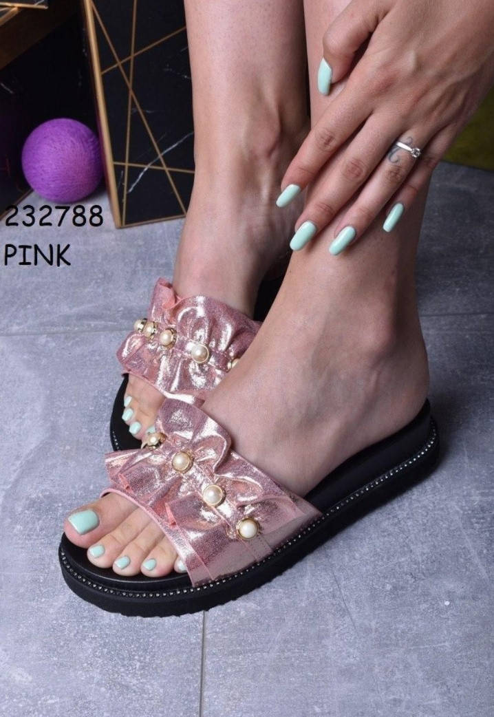 

Шлепки женские летние на танкетке 35р