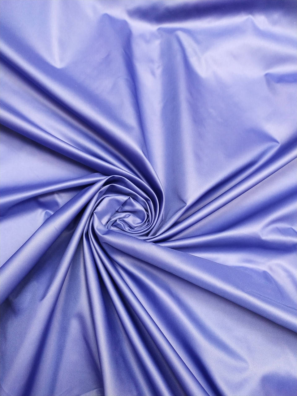 

Ткань плащевая, тонкая. D16