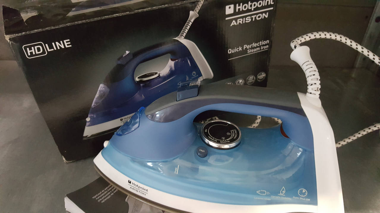 

Праска HOTPOINT ARISTON SIDC30BA1