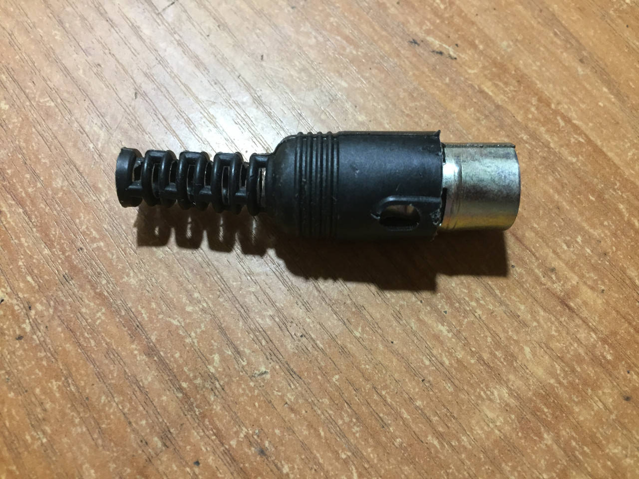 

ШТЕКЕР МАГНИТОФОННЫЙ 3 PIN DIN 3. НОВЫЕ. В ЛОТЕ 1 ШТУКА!