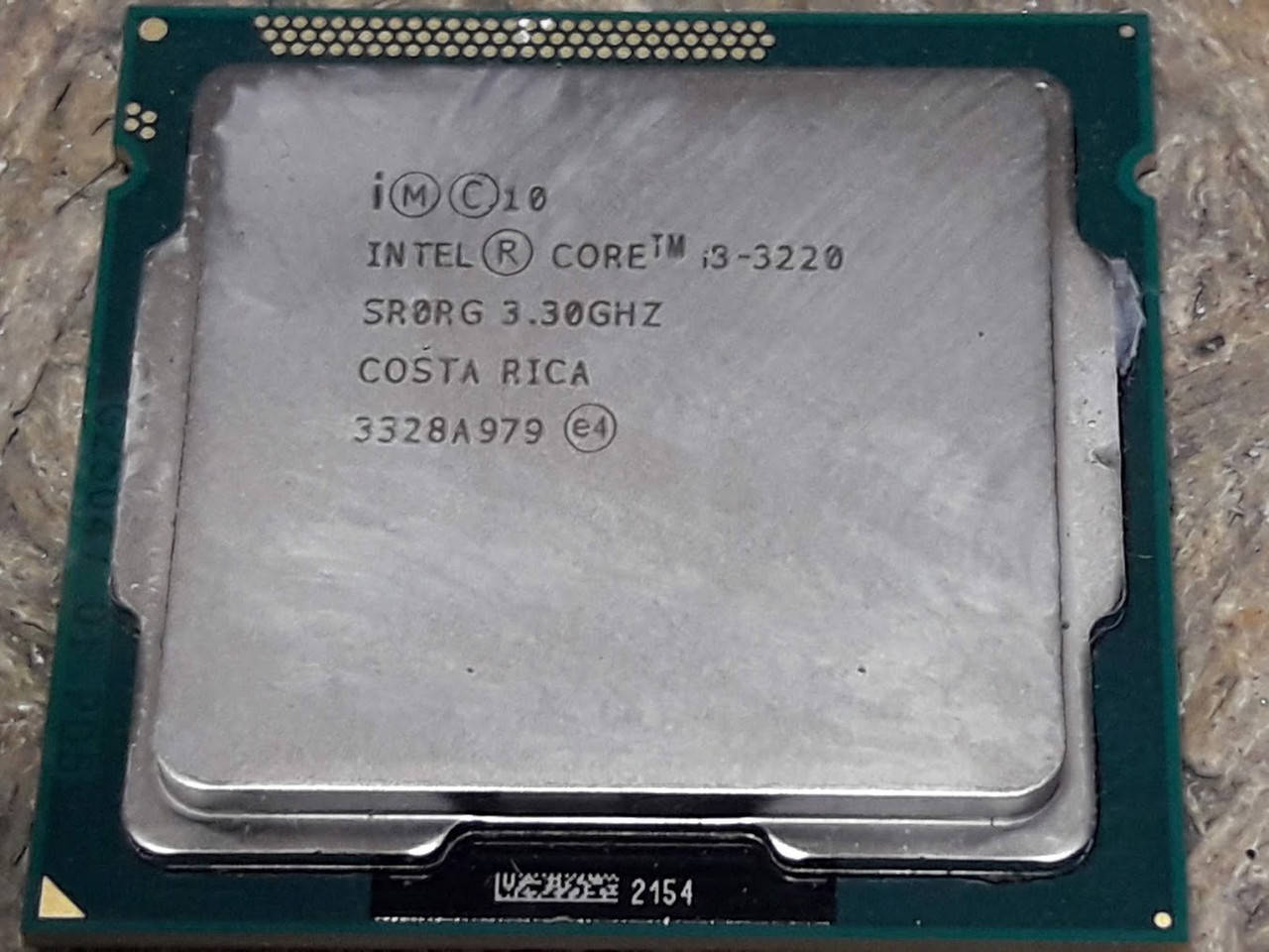 

Intel Core i3-3220 3.3GHz / 3MB / HD Graphics / LGA 1155