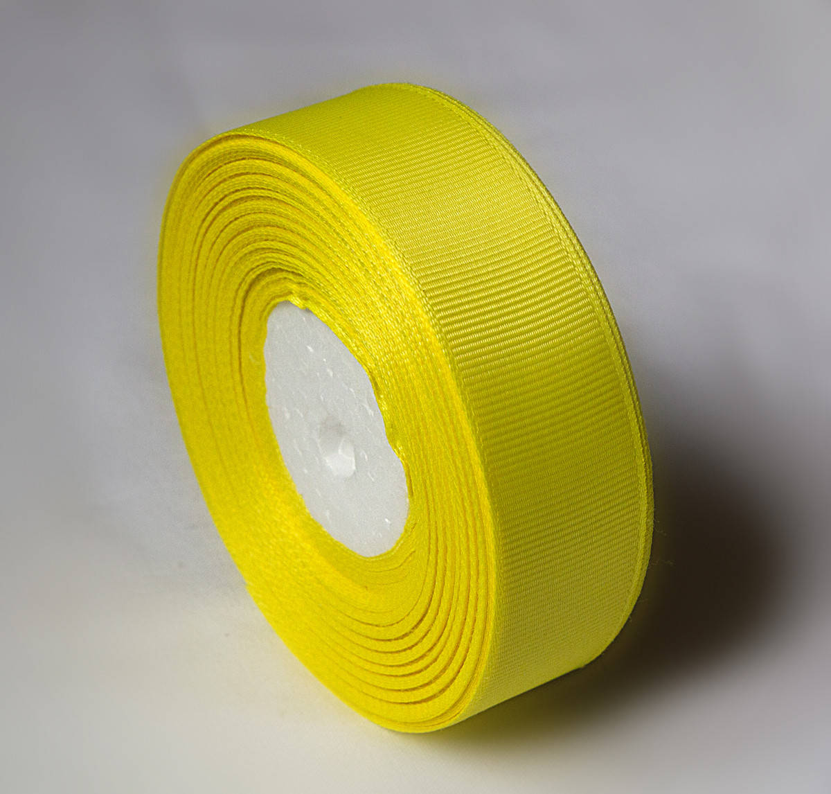 

Лента репсовая 25мм № 15 жёлтая