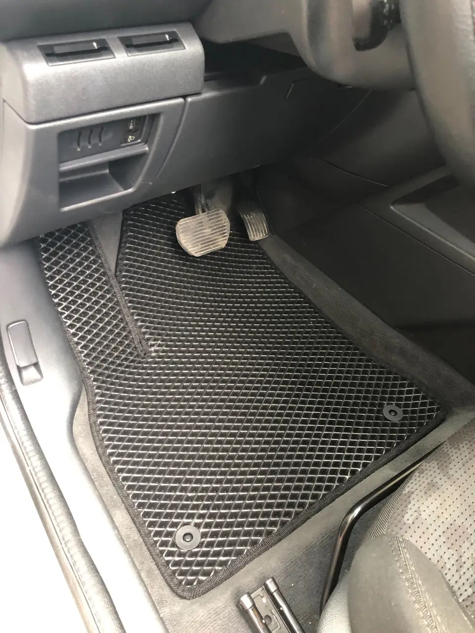 

Коврики EVA (черные) для Peugeot 3008 2008-2016 гг. eva82409 orig eva82409