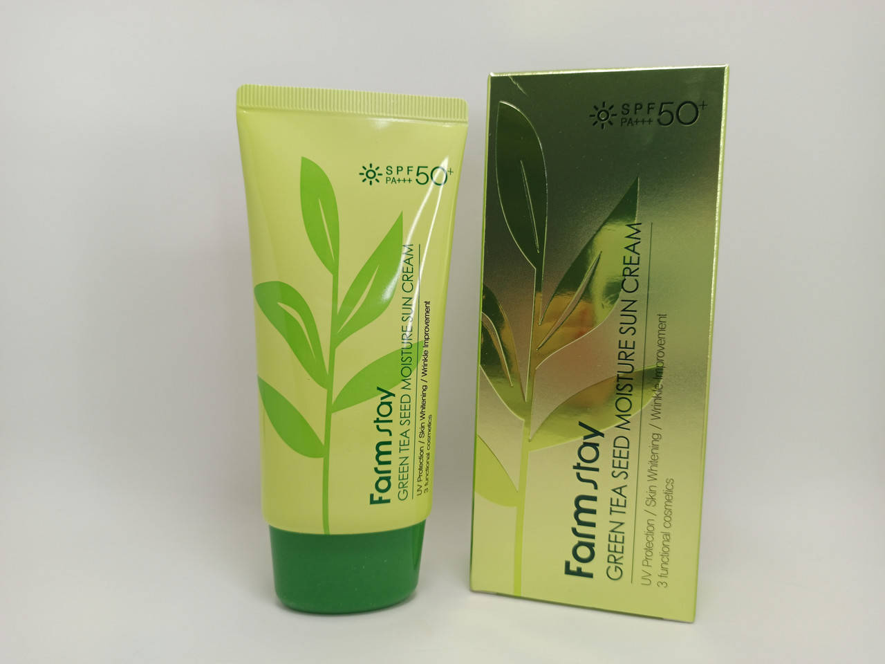 

FarmStay Green Tea Seed Moisture Sun Cream. Защитный увлажняющий крем с семенами зеленого чая