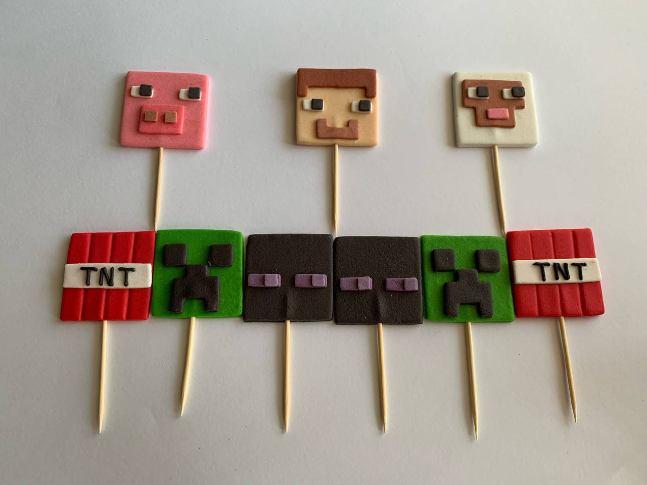 

Сахарные фигурки съедобные украшение на торт для мальчиков набор Майнкрафт, Разные цвета