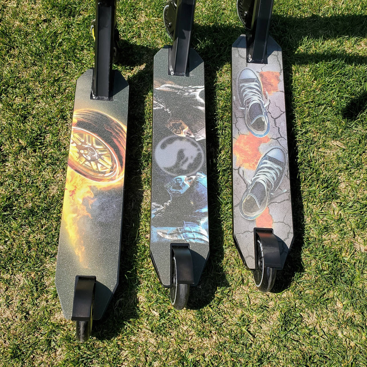 

Трюковой Самокат Maraton DISTRICT алюминиевые колеса 100 на 100 мм Кеды