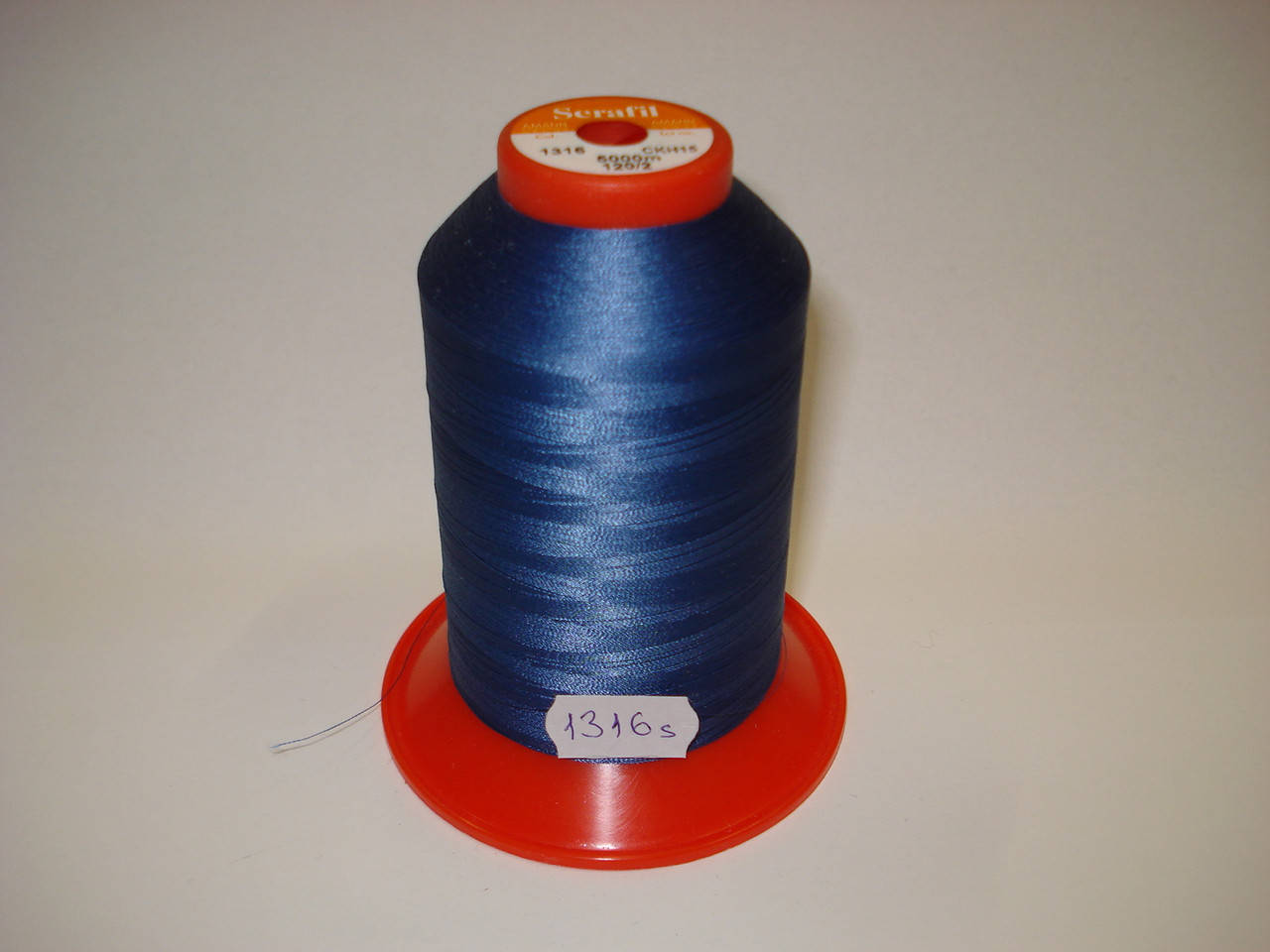 

Нитка AMANN Serafil №120/2 5000м.col 1316 св.синий
