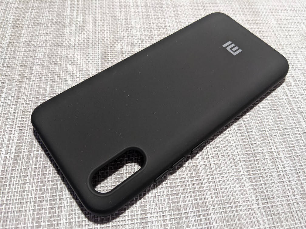 

Силиконовый чехол для Xiaomi Redmi 9A Черный микрофибра soft touch