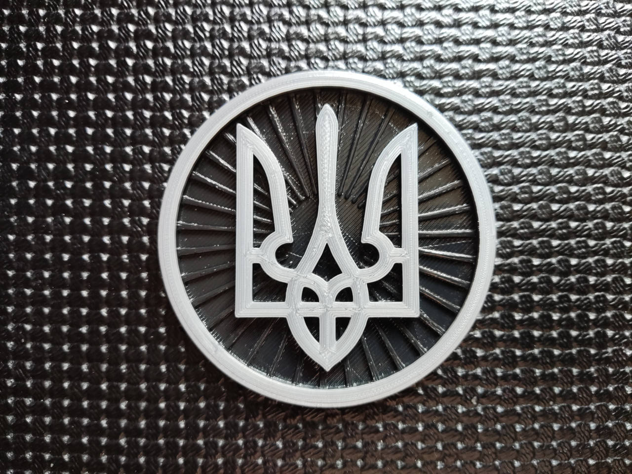 

Шильдик эмблема значок