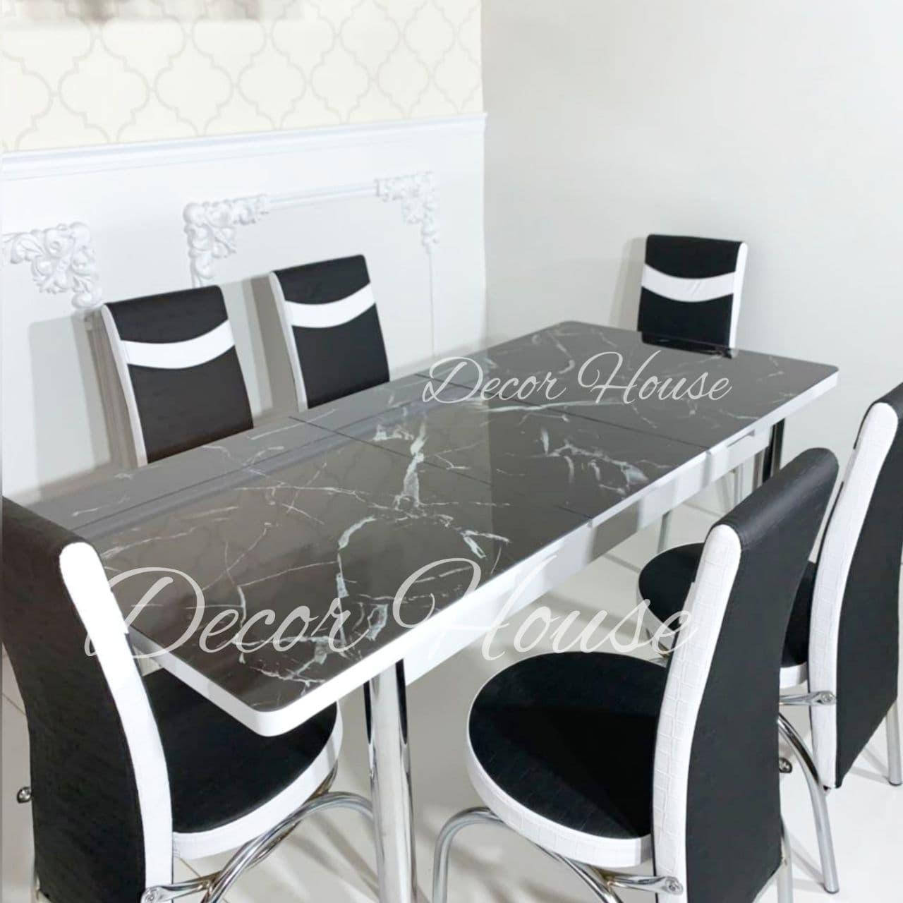 

Стол кухонный раскладной (без стульев). Также можно комплектом