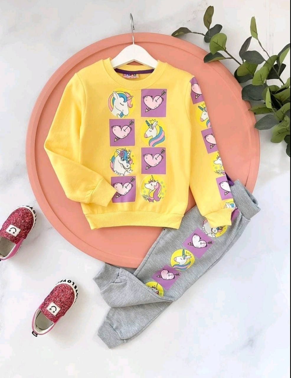 

Детский модный костюм для девочки Пони+ (от 1-2,3-4,5-6,7-8 лет) Турция