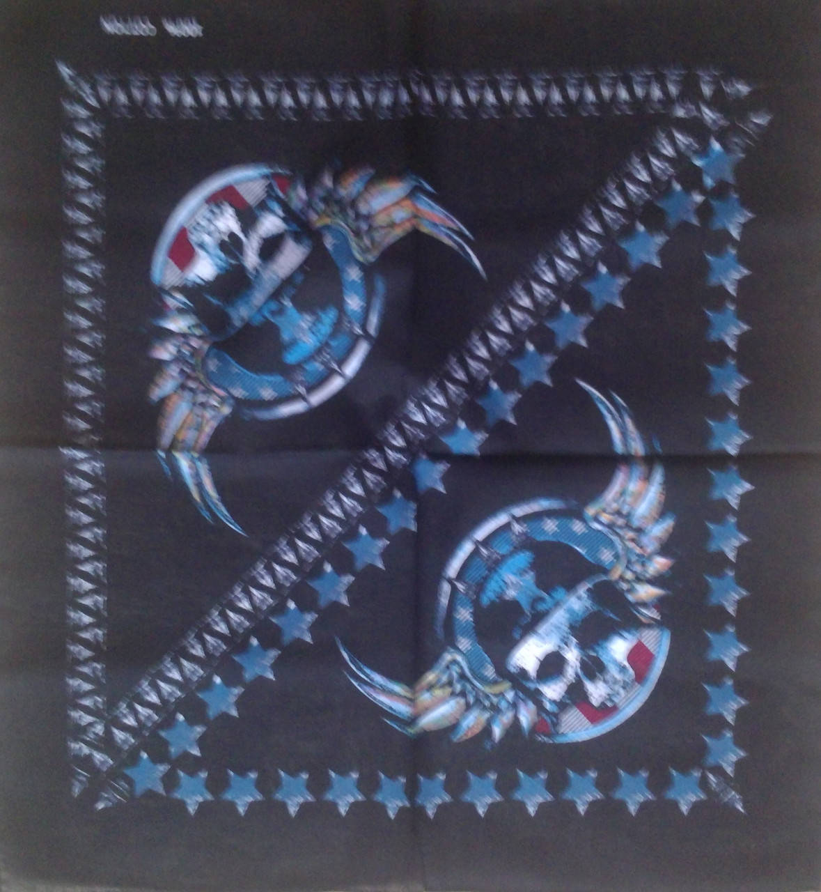 

Бандана, Черный