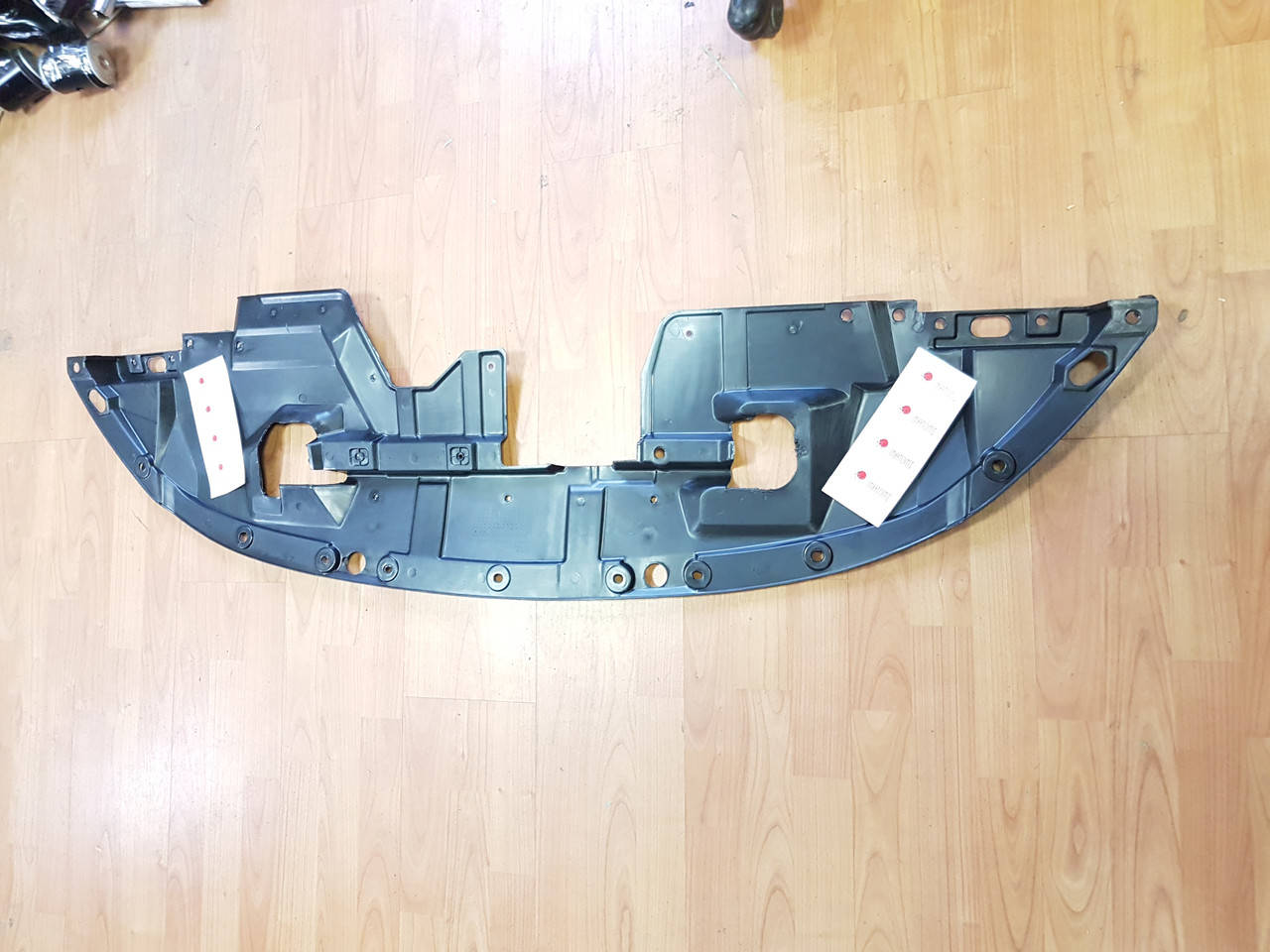 

Захист двигуна передня CE1802 5379A032 MATOMI