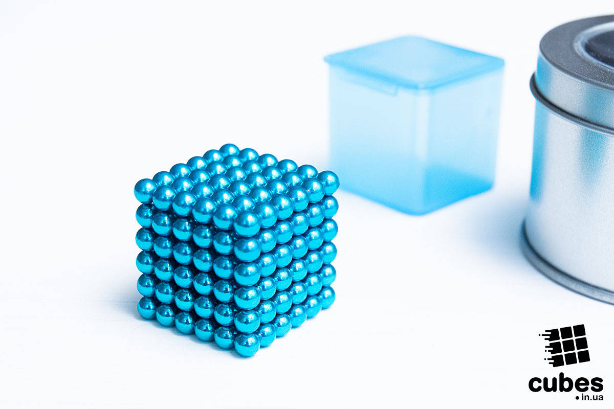 

НеоКуб голубой (5 мм.) 216 шариков (+бокс)